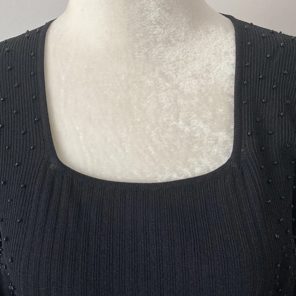 Linda Matthews Beaded Ribbed Top - Picture 5 of 9